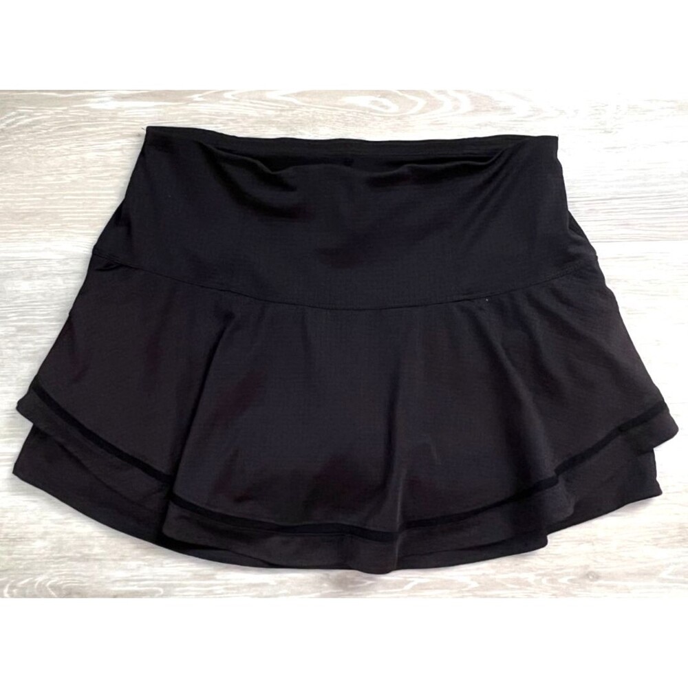 Lucky in Love Black Mesh Accent Skort – Women’s Size L, 13" Pickleball/Tennis